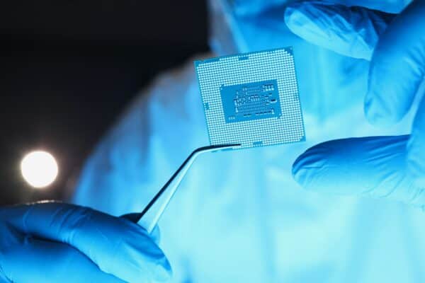 Electronic computer circuit board and microchip