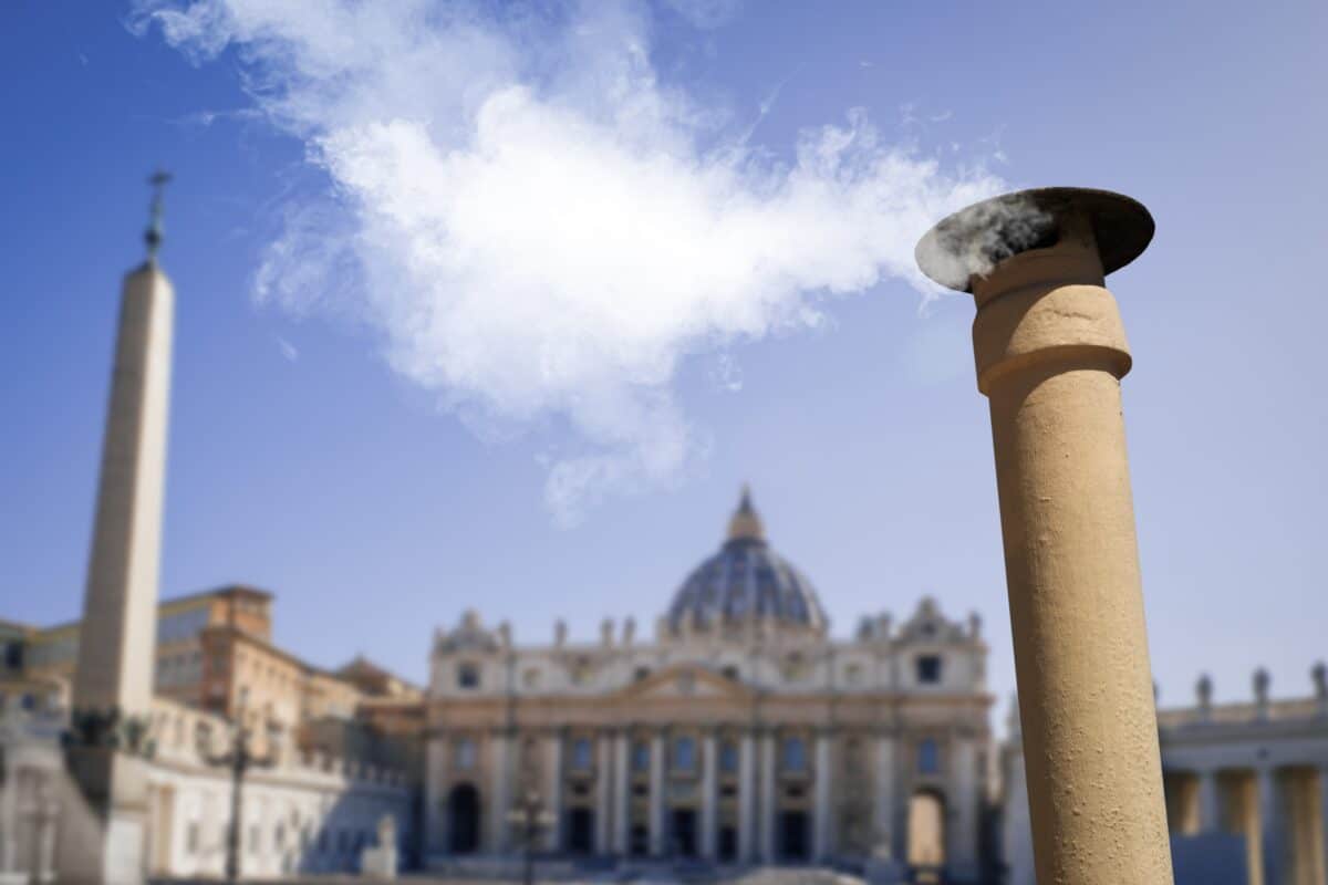 White smoke for elected Pope