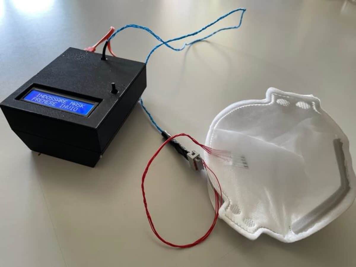 Face mask for detecting chronic kidney disease