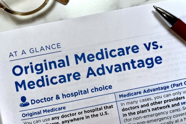 Medicare vs Medicare Advantage handbook
