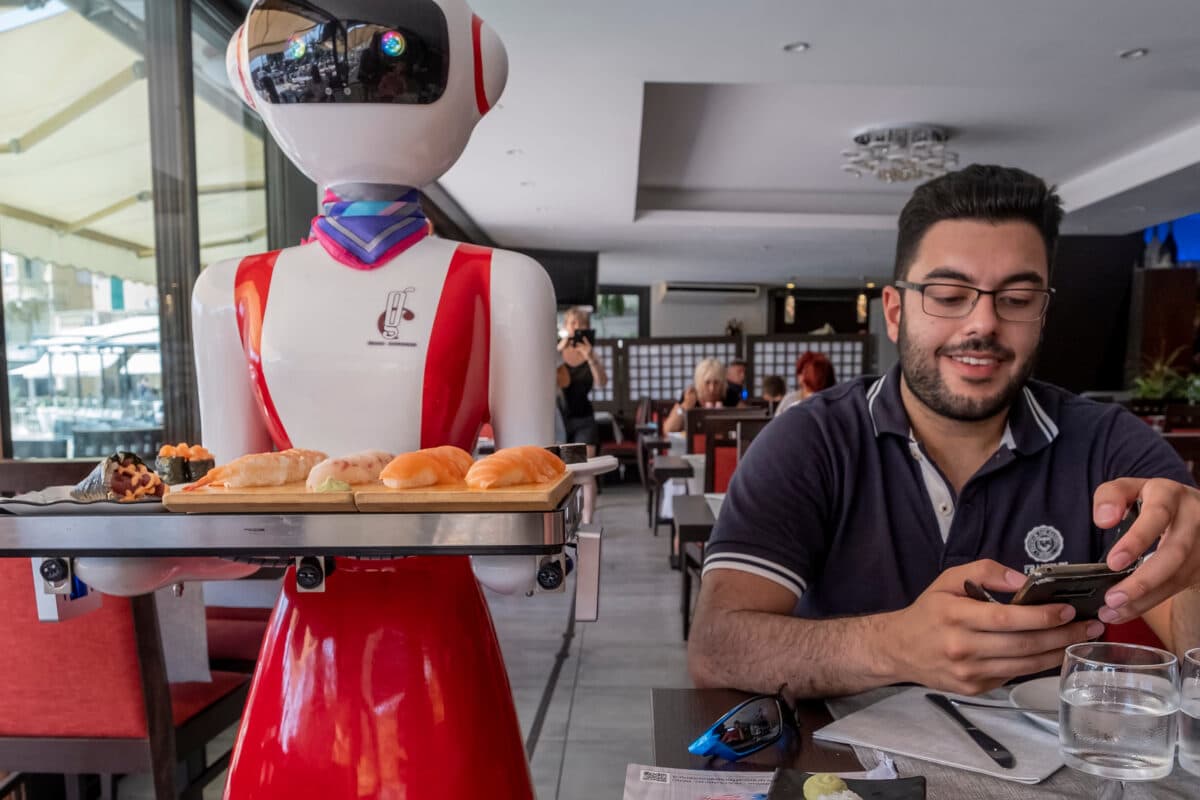 Robot server